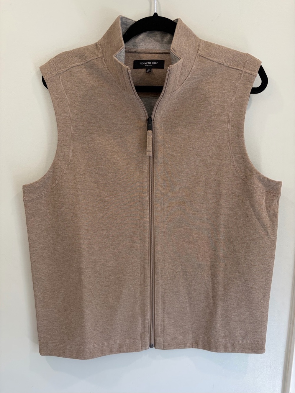Kenneth Cole Men’s Zip-Front Sleeveless Vest in Taupe NWOT size M